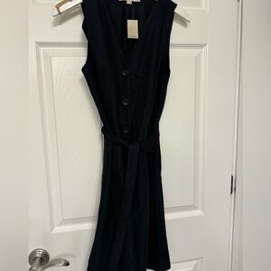 New - LOFT PLEAT dress with pockets